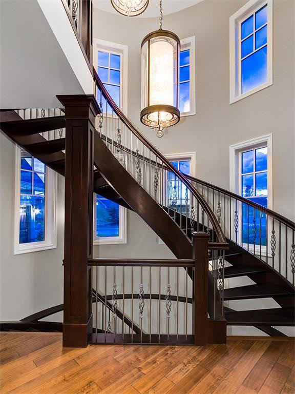 Devine Custom Homes Interior Image - Staircase